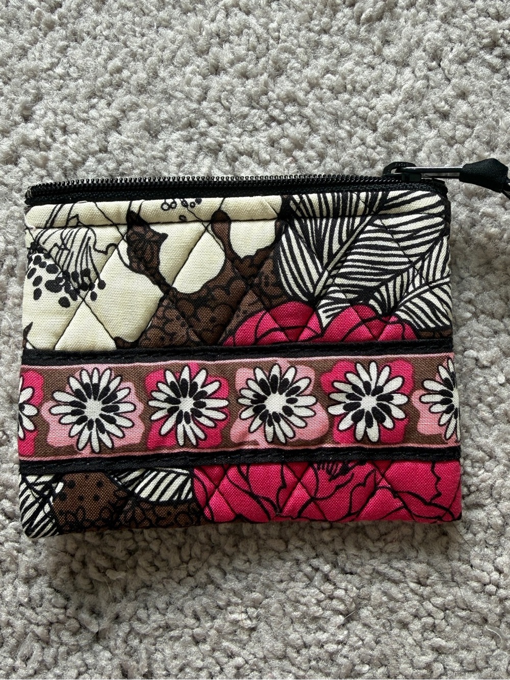 Vera Bradley Pink, Brown & Cream Quilted Zip Coin Pouch